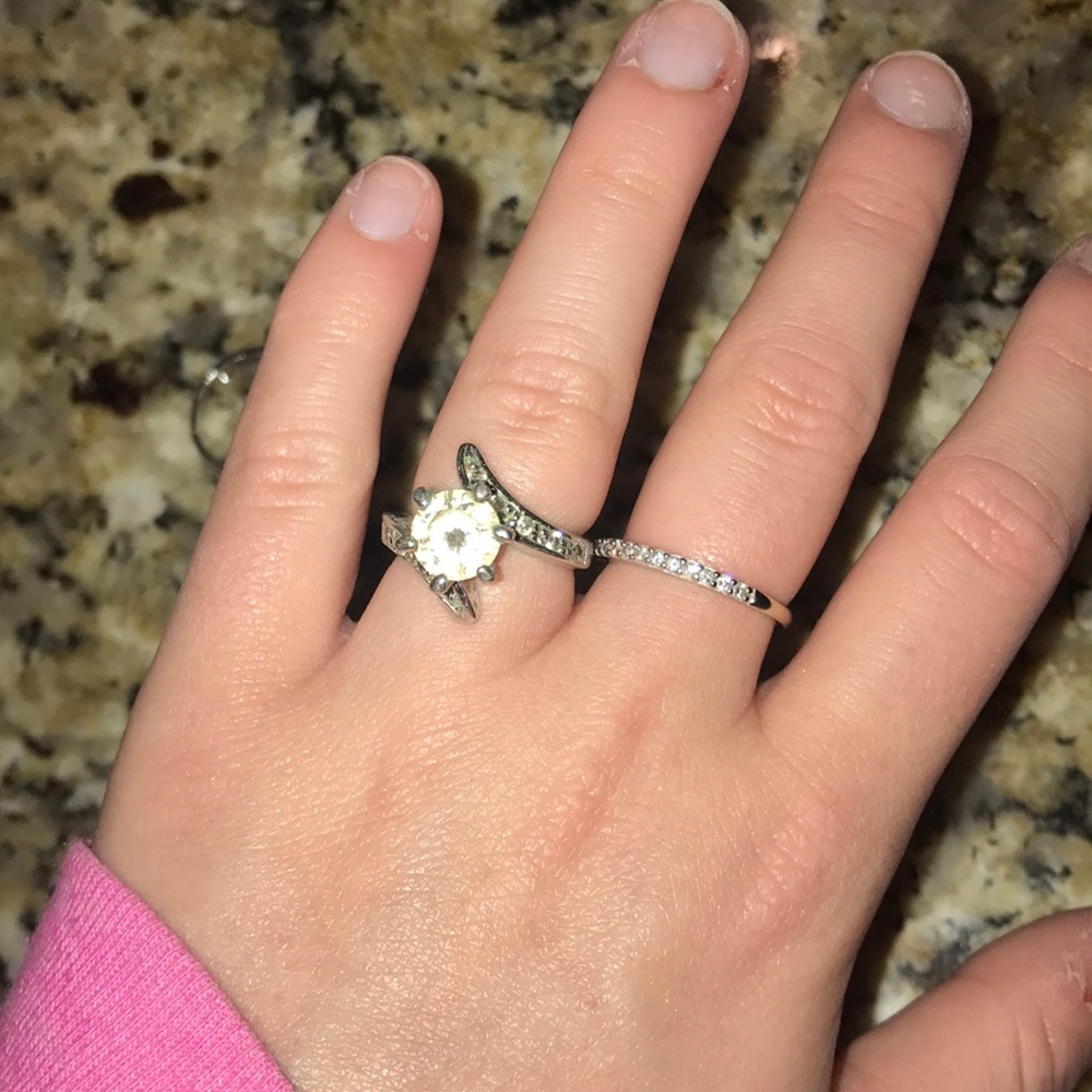 Size 6 ring